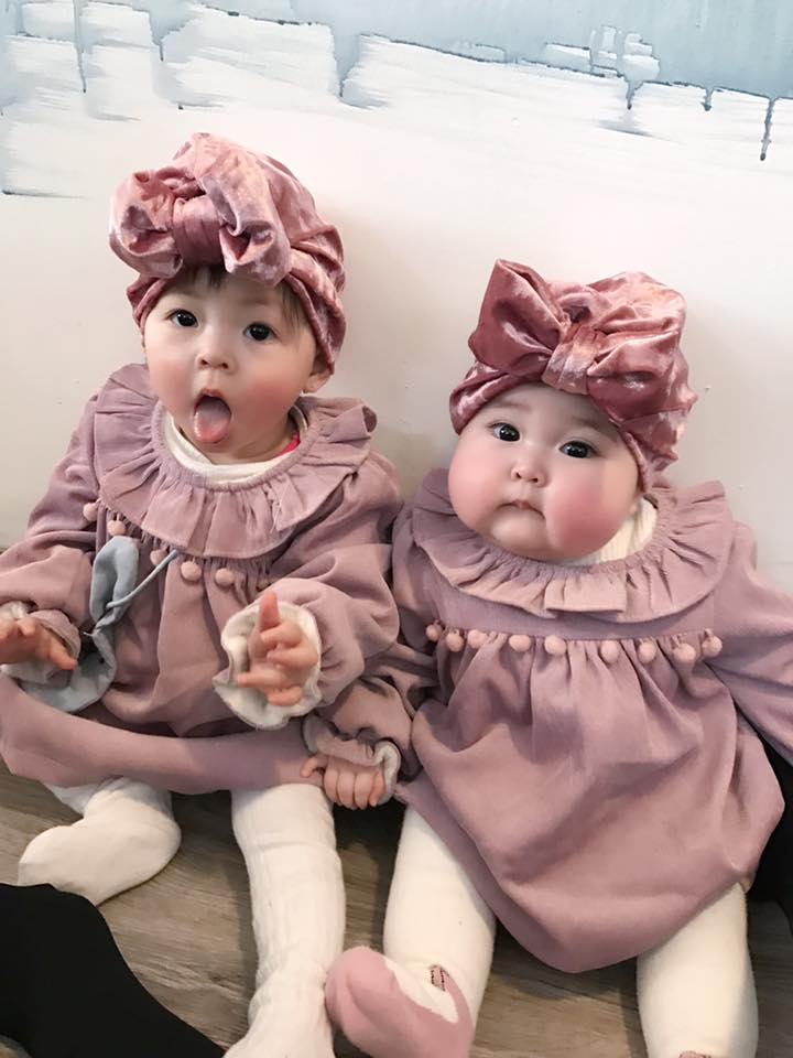 Em bé Hà Nội xinh như búp bê với đôi má bánh bao ai nhìn cũng muốn… cắn - Ảnh 5.