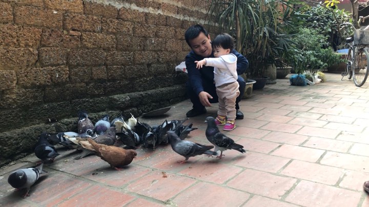 “Ông bố quốc dân” tự chế bảng busy board làm quà 8/3 dành tặng con gái - Ảnh 9. “Ông bố quốc dân” tự chế bảng busy board làm quà 8/3 dành tặng con gái - Ảnh 9.