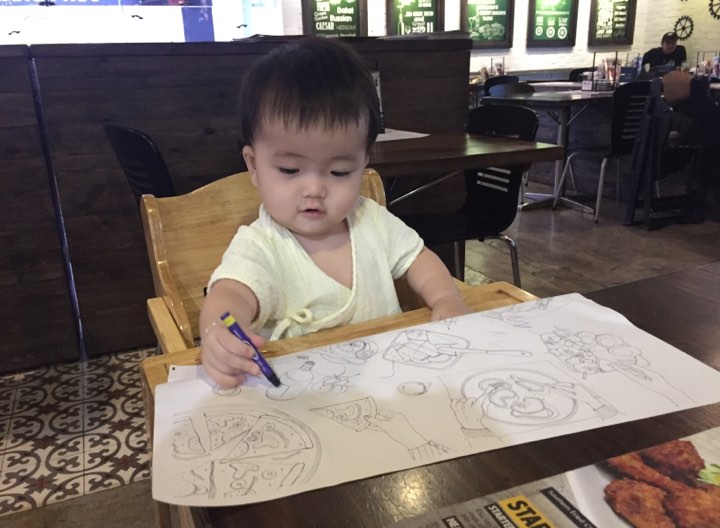 “Ông bố quốc dân” tự chế bảng busy board làm quà 8/3 dành tặng con gái - Ảnh 12. “Ông bố quốc dân” tự chế bảng busy board làm quà 8/3 dành tặng con gái - Ảnh 12.