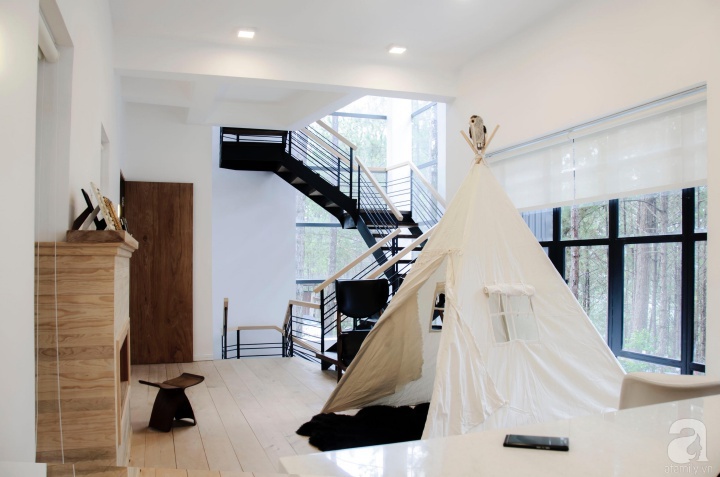 Biệt thự đẹp lãng mạn trên đồi thông ở Đà Lạt trị giá 25 tỷ đồng của siêu mẫu Phan Như Thảo và chồng đại gia - Ảnh 8. Biệt thự đẹp lãng mạn trên đồi thông ở Đà Lạt trị giá 25 tỷ đồng của siêu mẫu Phan Như Thảo và chồng đại gia - Ảnh 8.