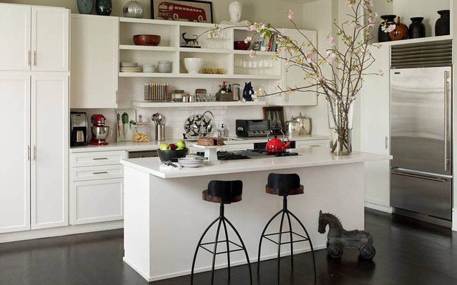 Những tủ bếp đơn giản nhưng khiến không gian bếp đẹp và sang đến không ngờ - Ảnh 1.