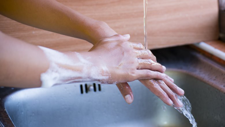 Những thói quen tàn phá cơ thể bạn hàng ngày hàng giờ mà bạn vẫn vô tình làm - Ảnh 10. Những thói quen tàn phá cơ thể bạn hàng ngày hàng giờ mà bạn vẫn vô tình làm - Ảnh 10.