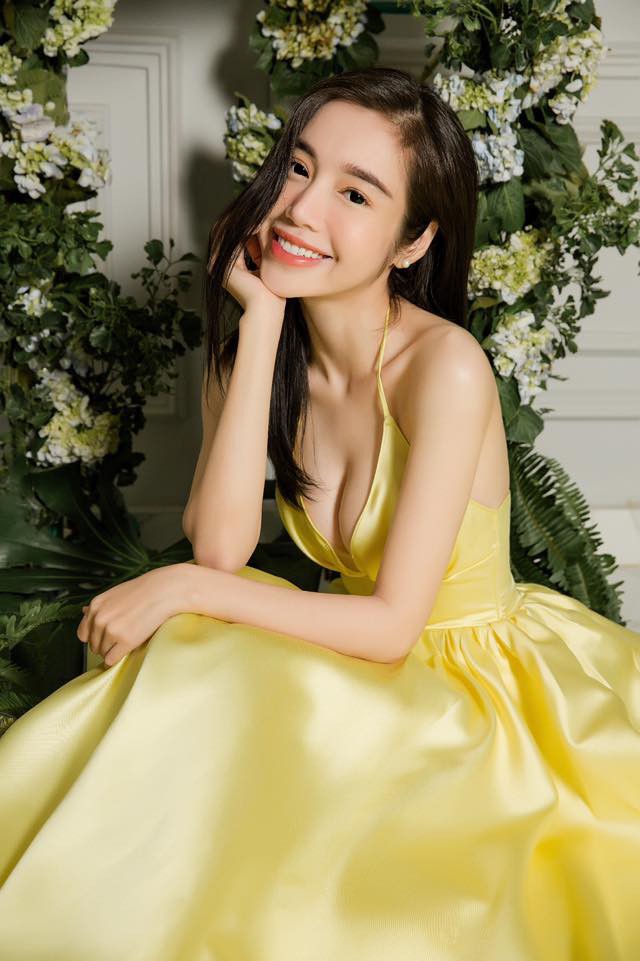 Cuối tuần của c&aacute;c hot mom: Hằng T&uacute;i buồn v&igrave; Sữa chủ tịch kh&ocirc;ng mọc th&ecirc;m răng, b&agrave; x&atilde; B&igrave;nh Minh xinh tươi ở &Uacute;c - Ảnh 3.