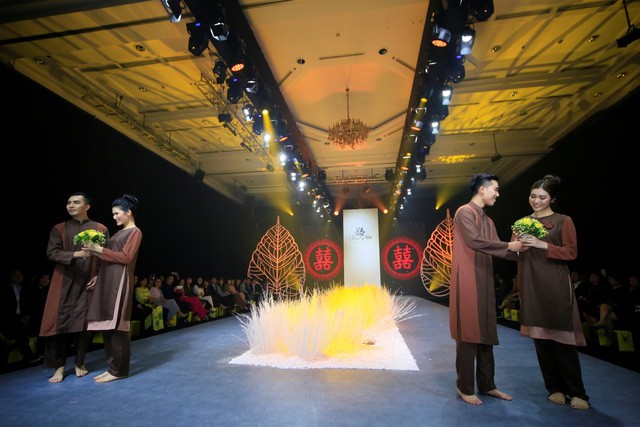 Thiện Phát Design tổ chức show thời trang giới thiệu BST Ban Mai mừng xuân 2019 - Ảnh 10. Thiện Phát Design tổ chức show thời trang giới thiệu BST Ban Mai mừng xuân 2019 - Ảnh 10.