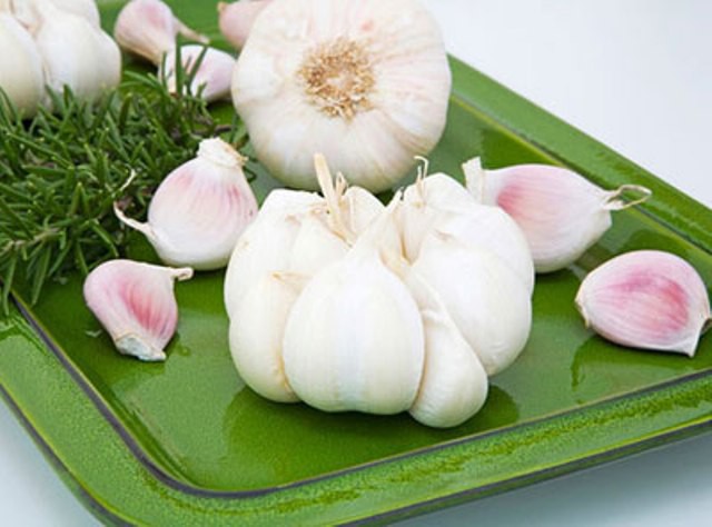 Những loại rau thơm vườn nhà giúp trị bệnh hiệu quả - Ảnh 2. Những loại rau thơm vườn nhà giúp trị bệnh hiệu quả - Ảnh 2.