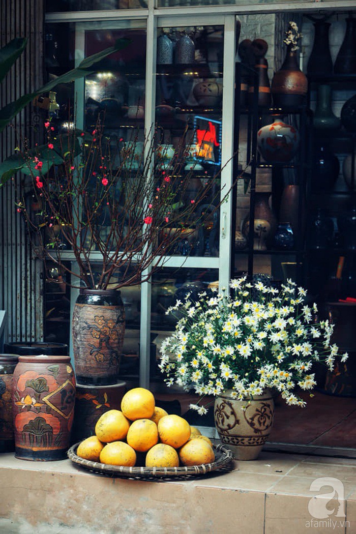 Muôn kiểu chị em cắm đào trang trí nhà: Thấy đào là thấy Tết - Ảnh 14. Muôn kiểu chị em cắm đào trang trí nhà: Thấy đào là thấy Tết - Ảnh 14.