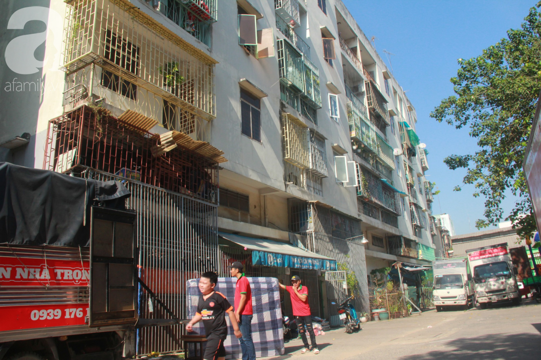 Chung cư bị nghi&ecirc;ng 45cm giữa trung t&acirc;m S&agrave;i G&ograve;n, h&agrave;ng trăm người d&acirc;n khốn khổ chuyển nh&agrave; ng&agrave;y cận Tết - Ảnh 4.