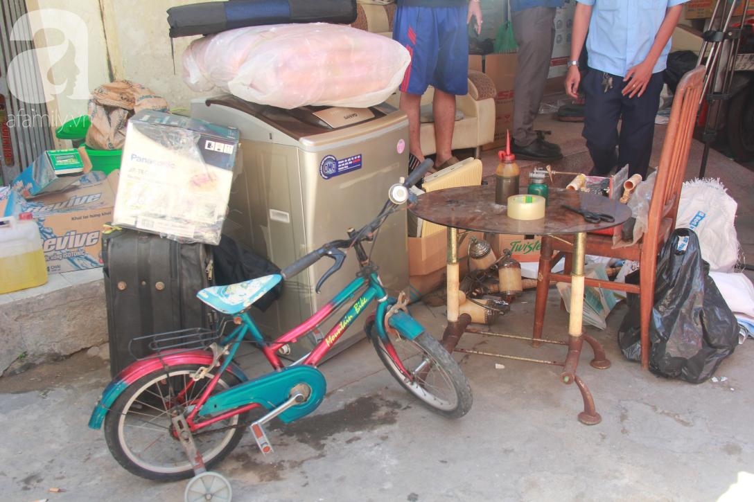 Chung cư bị nghi&ecirc;ng 45cm giữa trung t&acirc;m S&agrave;i G&ograve;n, h&agrave;ng trăm người d&acirc;n khốn khổ chuyển nh&agrave; ng&agrave;y cận Tết - Ảnh 5.