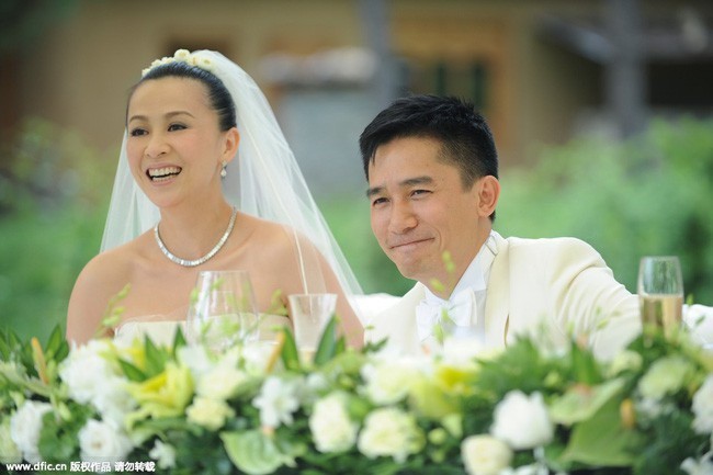 Mỹ nh&acirc;n Cbiz từ chị em th&acirc;n thiết chớp mắt th&agrave;nh kẻ th&ugrave;: Ch&acirc;u Tấn đố kỵ với Triệu Vy, Phạm Băng Băng cướp lu&ocirc;n người y&ecirc;u của bạn - Ảnh 10.