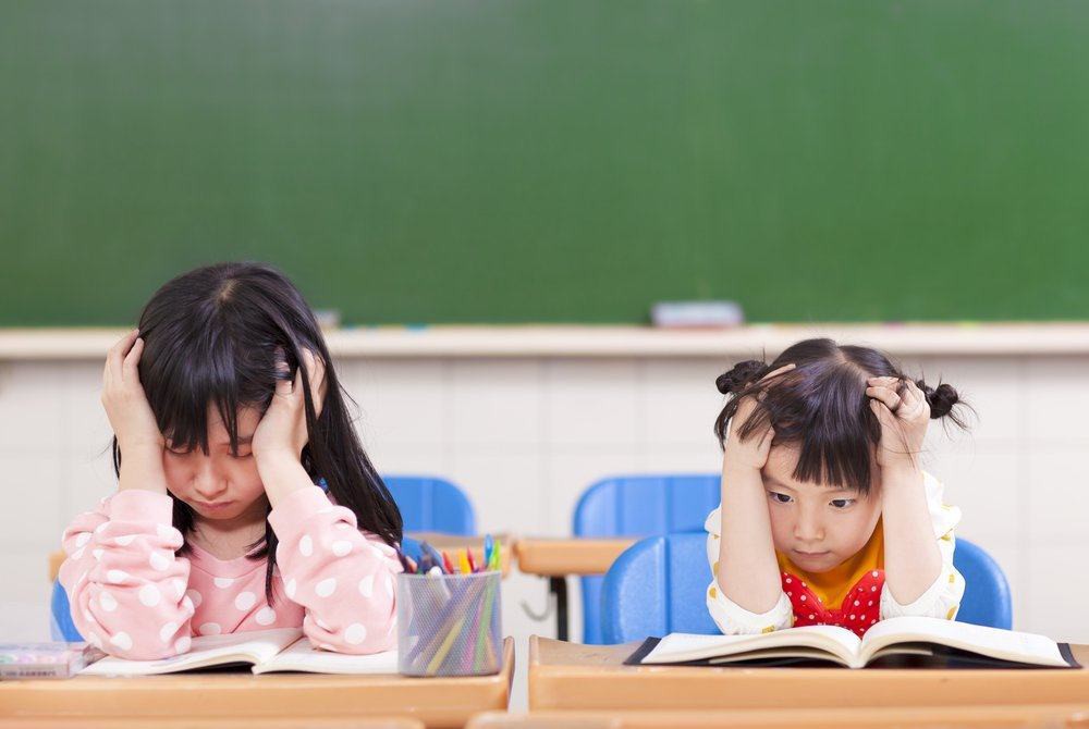 5 nguyên's tắc mà cha mẹ rất nên nhớ và áp dụng sớm để giúp con nhỏ không bị suy sụp vì căng thẳng - Ảnh 1. 5 nguyên's tắc mà cha mẹ rất nên nhớ và áp dụng sớm để giúp con nhỏ không bị suy sụp vì căng thẳng - Ảnh 1.