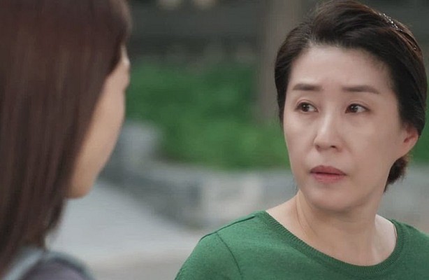 5 năm h&ocirc;n nh&acirc;n sống trong nước mắt, chồng chỉ n&oacute;i với vợ một c&acirc;u &ldquo;nhịn đi&rdquo; v&agrave; c&aacute;i kết đắng ngắt  - Ảnh 1.