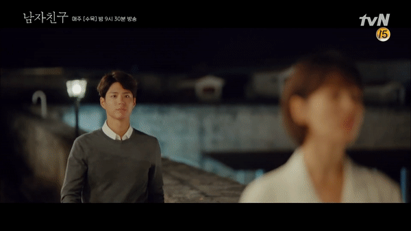 Song Hye Kyo thử th&aacute;ch sự ki&ecirc;n nhẫn của Song Joong Ki bằng nụ h&ocirc;n cuồng nhiệt d&agrave;i gần 1 ph&uacute;t với Park Bo Gum - Ảnh 4.