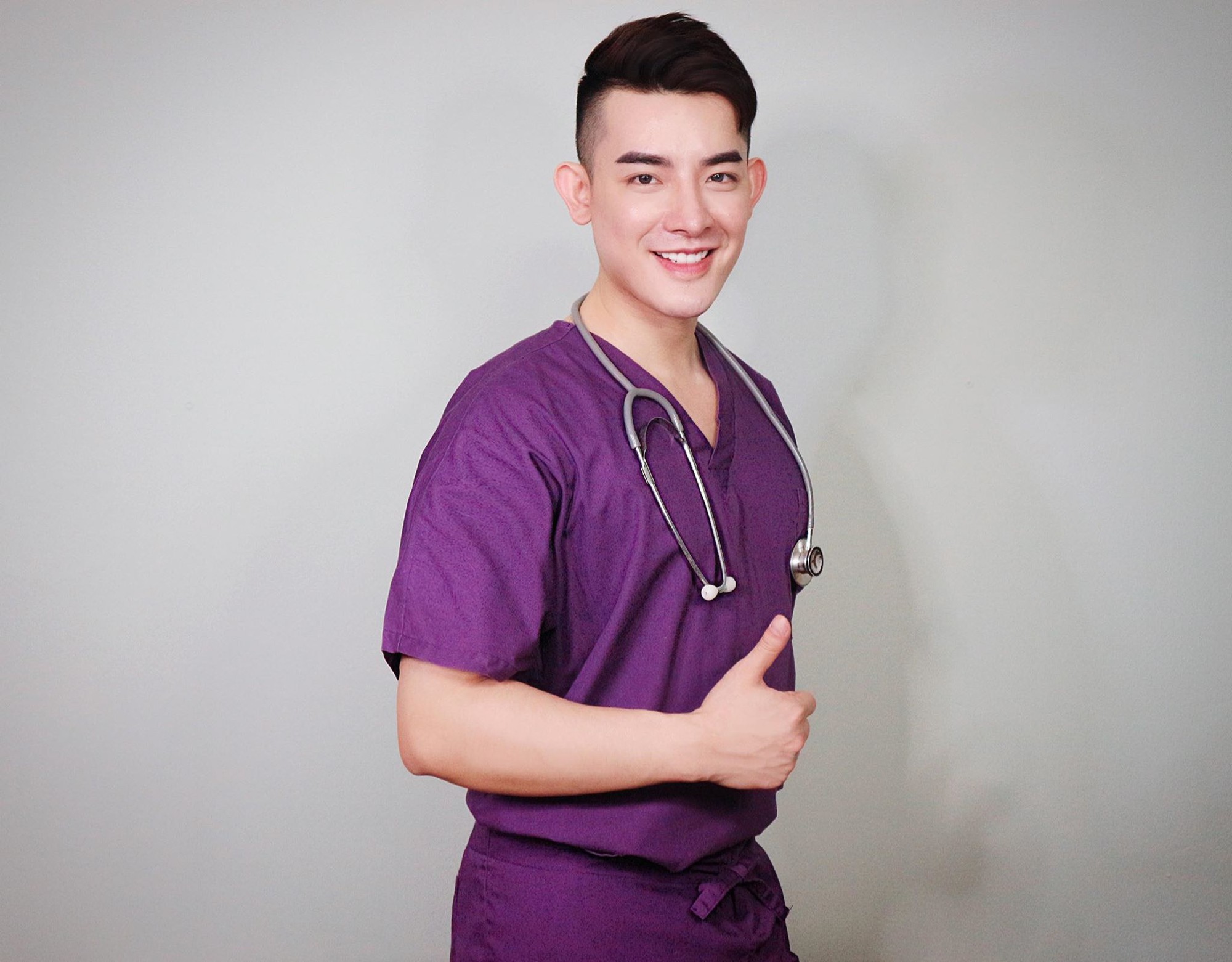 Tiêm căng bóng da tại một spa cỏ, cô gái nhận cái kết cay đắng với tình trạng mặt thâm rỗ như tổ ong - Ảnh 6. Tiêm căng bóng da tại một spa cỏ, cô gái nhận cái kết cay đắng với tình trạng mặt thâm rỗ như tổ ong - Ảnh 6.