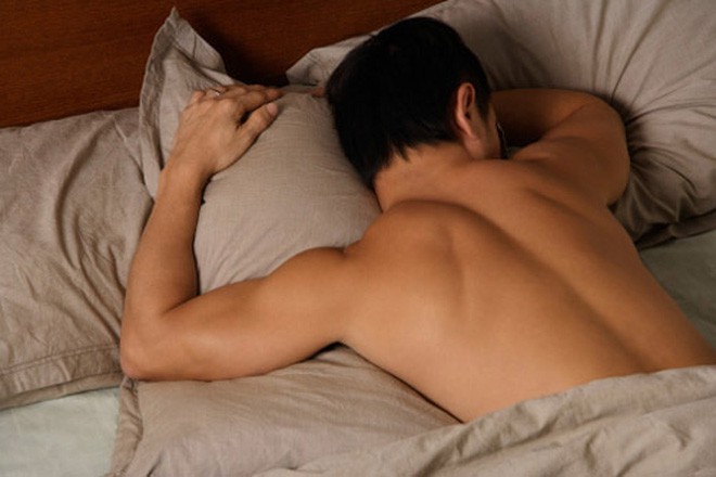 Vợ chồng ở xa “yêu” qua điện thoại cho đỡ nhớ: Bác sĩ khuyên đừng phạm sai lầm này - Ảnh 3. Vợ chồng ở xa “yêu” qua điện thoại cho đỡ nhớ: Bác sĩ khuyên đừng phạm sai lầm này - Ảnh 3.
