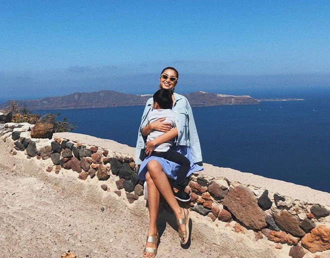 So trình tiếng Anh của các nhóc tì nhà sao Việt: Subeo tí tuổi đã làm phiên dịch viên, con Hà Tăng giao tiếp thường ngày cũng "bắn" ngoại ngữ - Ảnh 2. So trình tiếng Anh của các nhóc tì nhà sao Việt: Subeo tí tuổi đã làm phiên dịch viên, con Hà Tăng giao tiếp thường ngày cũng "bắn" ngoại ngữ - Ảnh 2.