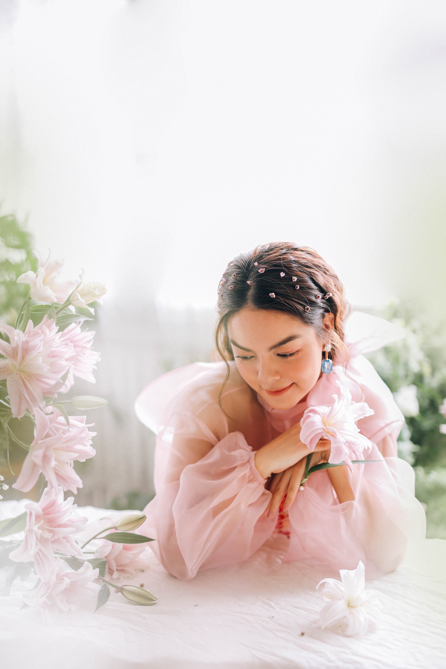 Phạm Quỳnh Anh: “Nếu gặp một người hợp mắt, tôi sẵn sàng chia sẻ tình cảm của mình trước” - Ảnh 4. Phạm Quỳnh Anh: “Nếu gặp một người hợp mắt, tôi sẵn sàng chia sẻ tình cảm của mình trước” - Ảnh 4.