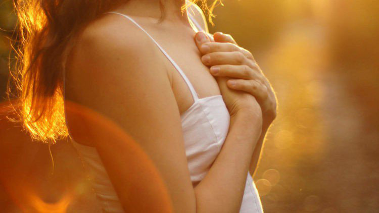 90% người thường chủ quan trước 6 dấu hiệu lạ này ở cổ họng mà không biết, ung thư thực quản đang “nhăm nhe” tính mạng - Ảnh 4. 90% người thường chủ quan trước 6 dấu hiệu lạ này ở cổ họng mà không biết, ung thư thực quản đang “nhăm nhe” tính mạng - Ảnh 4.