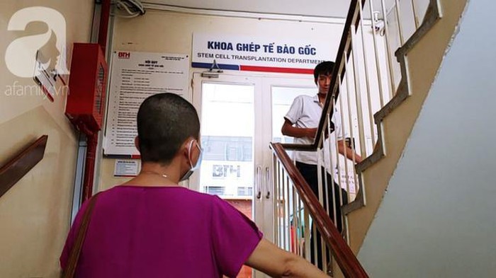Liên tục ra mồ hôi nhiều về đêm và chướng bụng: Coi chừng căn bệnh cứ 100 người ung thư là 4 người mắc phải - Ảnh 1. Liên tục ra mồ hôi nhiều về đêm và chướng bụng: Coi chừng căn bệnh cứ 100 người ung thư là 4 người mắc phải - Ảnh 1.