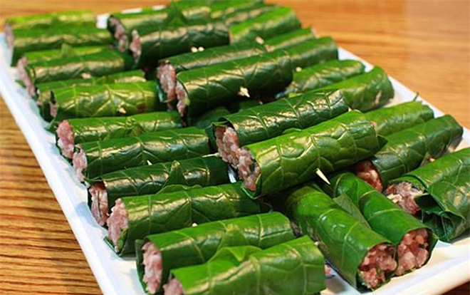 Ăn lá lốt ngon lại chữa đau nhức xương khớp nhưng cần lưu ý điều gì khi ăn? - Ảnh 2. Ăn lá lốt ngon lại chữa đau nhức xương khớp nhưng cần lưu ý điều gì khi ăn? - Ảnh 2.