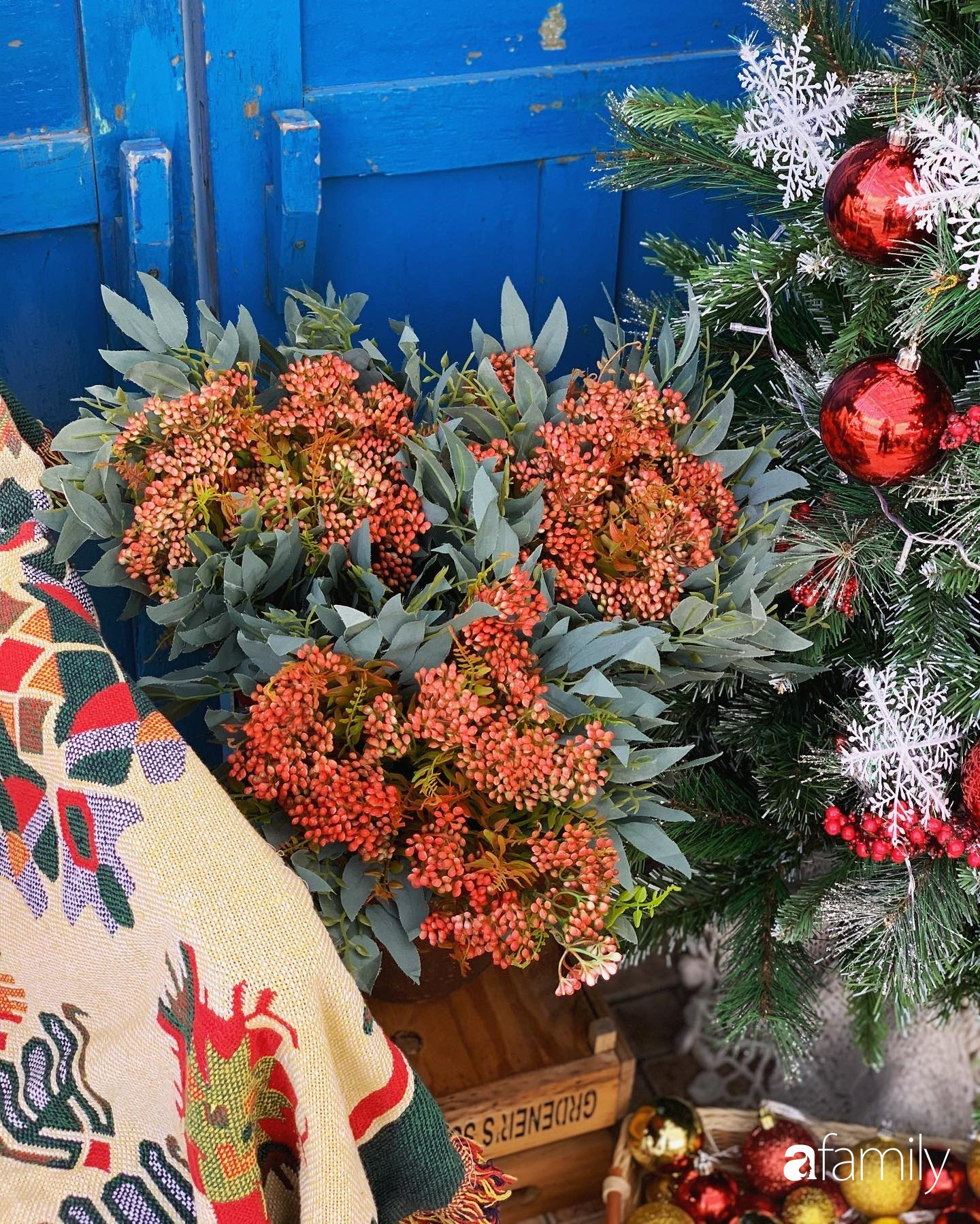Sân thượng sắc màu rực rỡ đẹp cuốn hút đón Noel của mẹ đảm ở Nha Trang - Ảnh 22.