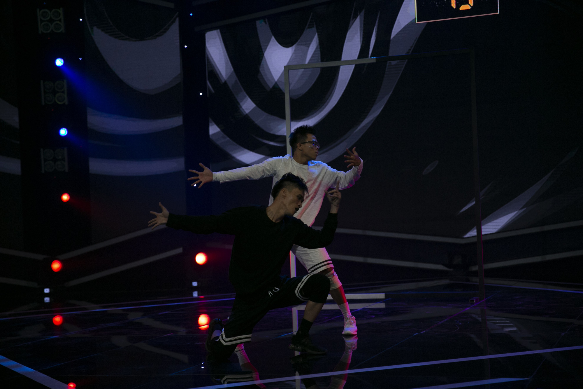 Tim chê nhạc sĩ Nguyễn Hồng Thuận "gu thẩm mỹ đi xuống" mới tán Sam - Ảnh 5. Tim chê nhạc sĩ Nguyễn Hồng Thuận "gu thẩm mỹ đi xuống" mới tán Sam - Ảnh 5.