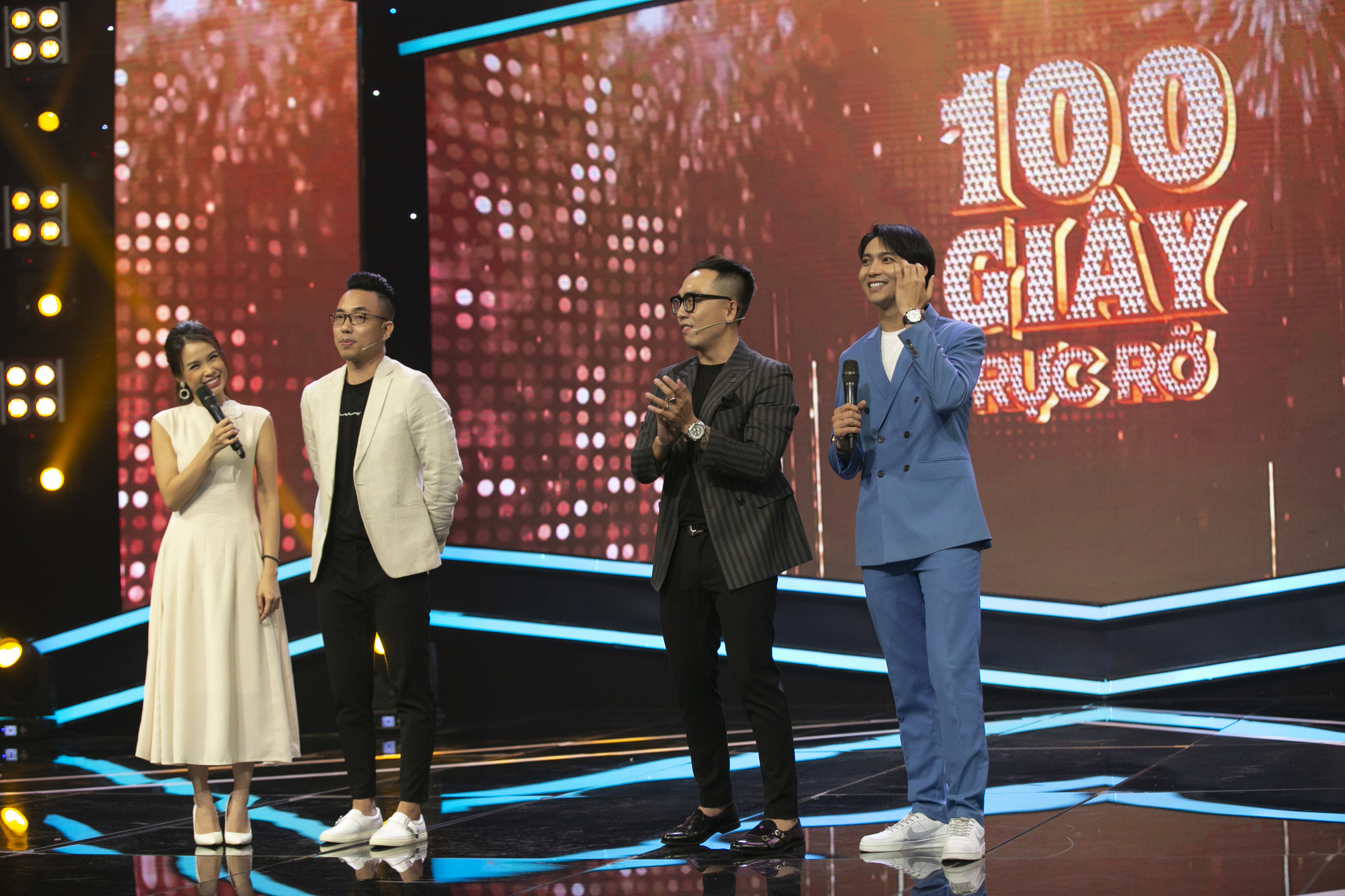 Tim chê nhạc sĩ Nguyễn Hồng Thuận "gu thẩm mỹ đi xuống" mới tán Sam - Ảnh 1. Tim chê nhạc sĩ Nguyễn Hồng Thuận "gu thẩm mỹ đi xuống" mới tán Sam - Ảnh 1.