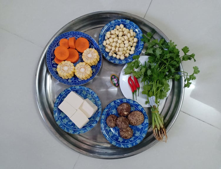 CANH ĐẬU HỦ NẤM HẠT SEN - Ảnh 2. CANH ĐẬU HỦ NẤM HẠT SEN - Ảnh 2.