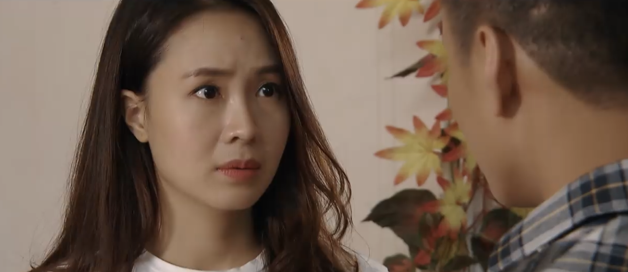 Hoa hồng trên ngực trái: Bảo lại gây nức lòng khi tặng nguyên... thẻ ngân hàng để Khuê mổ tim cho con gái - Ảnh 2. Hoa hồng trên ngực trái: Bảo lại gây nức lòng khi tặng nguyên... thẻ ngân hàng để Khuê mổ tim cho con gái - Ảnh 2.