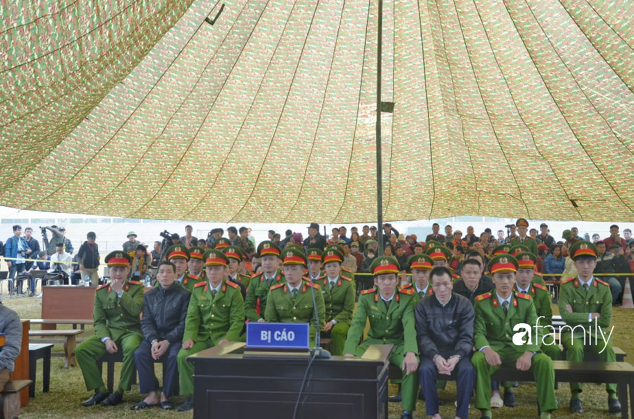 Tuyên án đối với Bùi Văn Công và đồng bọn vụ nữ sinh giao gà bị hiếp dâm, sát hại ở Điện Biên - Ảnh 1. Tuyên án đối với Bùi Văn Công và đồng bọn vụ nữ sinh giao gà bị hiếp dâm, sát hại ở Điện Biên - Ảnh 1.