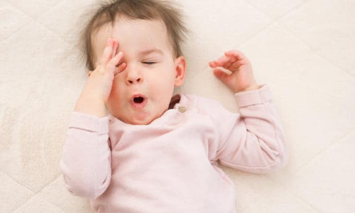 Chỉ cần nằm lòng bí quyết này của chuyên gia, cha mẹ sẽ rèn con ngủ ngoan ngay những tháng đầu cực kì hiệu quả - Ảnh 1. Chỉ cần nằm lòng bí quyết này của chuyên gia, cha mẹ sẽ rèn con ngủ ngoan ngay những tháng đầu cực kì hiệu quả - Ảnh 1.