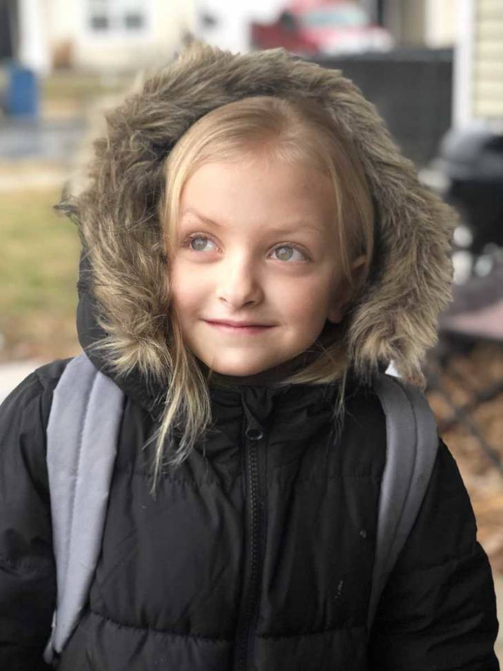 Con gái khóc lóc đòi che đi vết sẹo do ung thư, người mẹ chỉ nói một câu khiến ai nấy cũng đều cảm động - Ảnh 7. Con gái khóc lóc đòi che đi vết sẹo do ung thư, người mẹ chỉ nói một câu khiến ai nấy cũng đều cảm động - Ảnh 7.