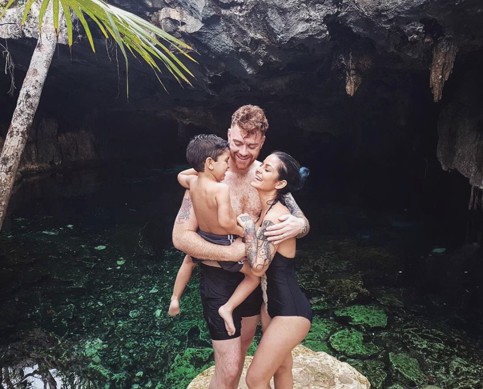 Ngỡ tưởng chuyện cho con bú là điều bình thường, thế nhưng người mẹ này lại bị sỉ nhục không thương tiếc và bị gọi là kẻ ấu dâm - Ảnh 4. Ngỡ tưởng chuyện cho con bú là điều bình thường, thế nhưng người mẹ này lại bị sỉ nhục không thương tiếc và bị gọi là kẻ ấu dâm - Ảnh 4.