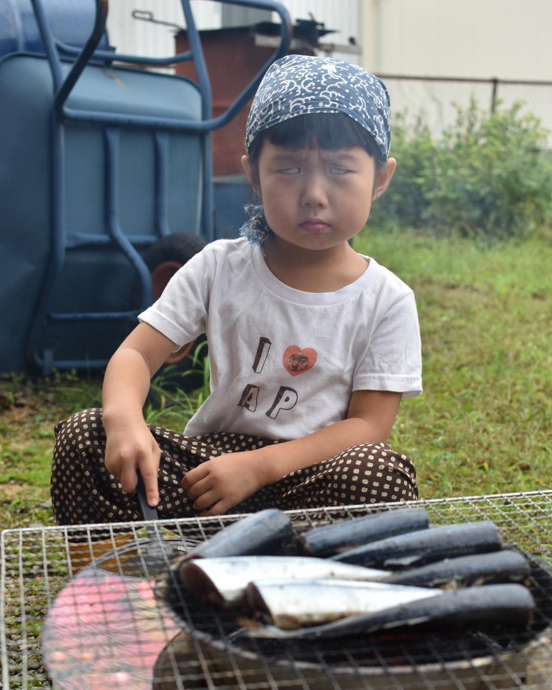 Mẹ toàn đăng ảnh “dìm hàng” 2 con, dân mạng lập tức chia phe, bên ủng hộ, phía chỉ trích: “Có phải là mẹ không vậy?” - Ảnh 12. Mẹ toàn đăng ảnh “dìm hàng” 2 con, dân mạng lập tức chia phe, bên ủng hộ, phía chỉ trích: “Có phải là mẹ không vậy?” - Ảnh 12.