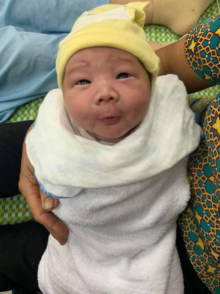 Mẹ 9X sinh thường bé nặng 4,4kg có bí quyết cực hay để con bụ bẫm, còn mẹ lại chỉ thon gọn thế này - Ảnh 6. Mẹ 9X sinh thường bé nặng 4,4kg có bí quyết cực hay để con bụ bẫm, còn mẹ lại chỉ thon gọn thế này - Ảnh 6.