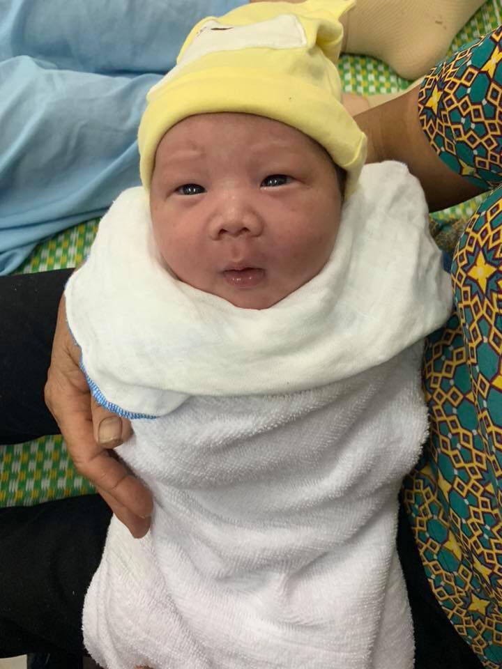 Mẹ 9X sinh thường bé nặng 4,4kg có bí quyết cực hay để con bụ bẫm, còn mẹ lại chỉ thon gọn thế này - Ảnh 7. Mẹ 9X sinh thường bé nặng 4,4kg có bí quyết cực hay để con bụ bẫm, còn mẹ lại chỉ thon gọn thế này - Ảnh 7.