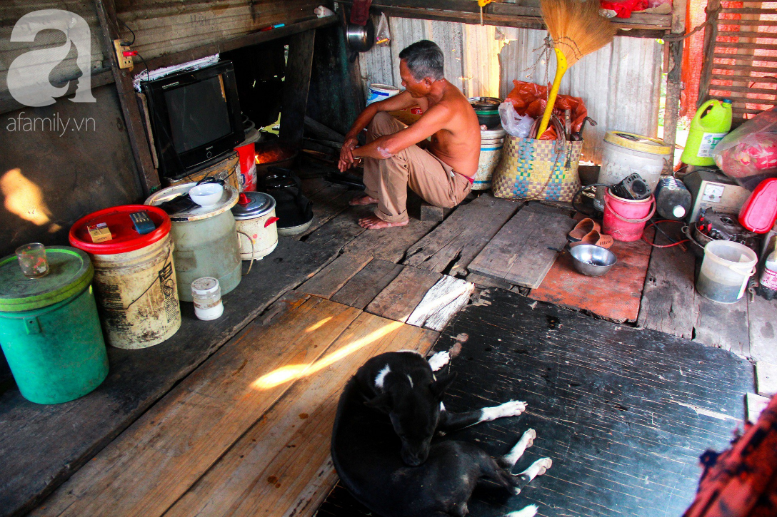 Giấc mơ gần nửa thế kỉ của x&oacute;m ch&agrave;i ngh&egrave;o giữa S&agrave;i G&ograve;n: Muốn l&ecirc;n bờ sống nốt những ng&agrave;y th&aacute;ng cuối đời - Ảnh 11.