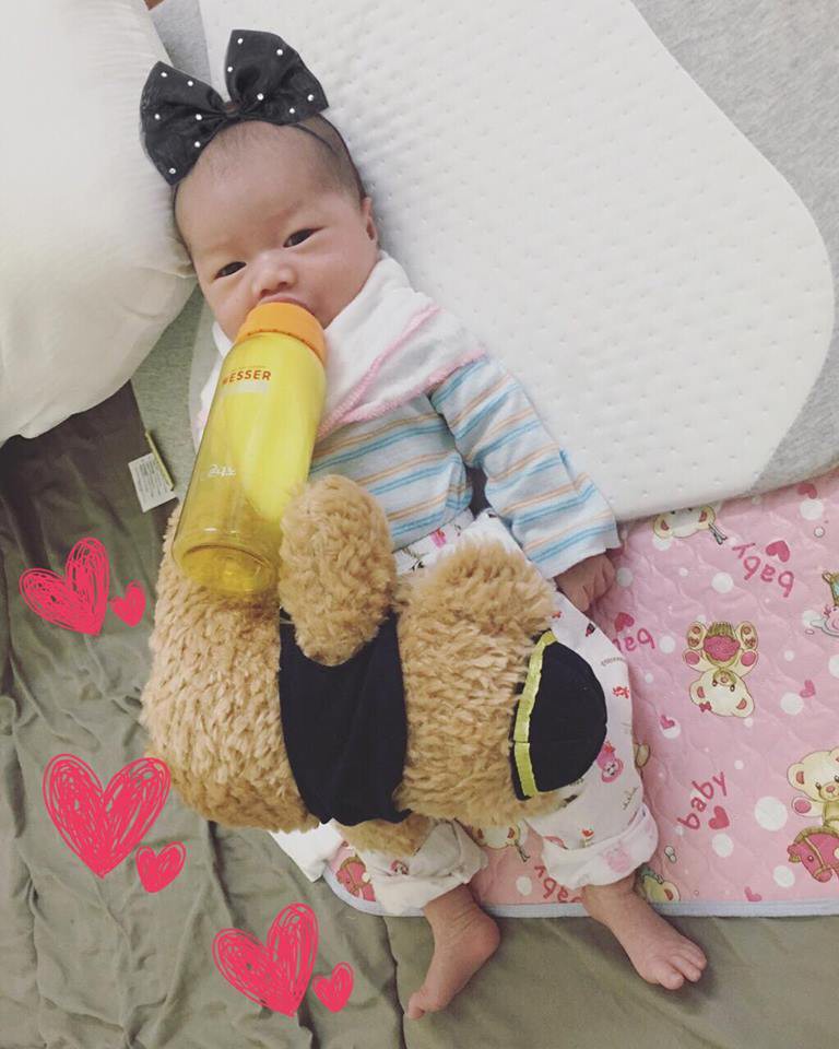 Luyện con ngủ xuyên đêm từ 2 tháng tuổi, 7h tối cặp bố mẹ Hà Nội đã có thể ra ngoài hẹn hò - Ảnh 6. Luyện con ngủ xuyên đêm từ 2 tháng tuổi, 7h tối cặp bố mẹ Hà Nội đã có thể ra ngoài hẹn hò - Ảnh 6.