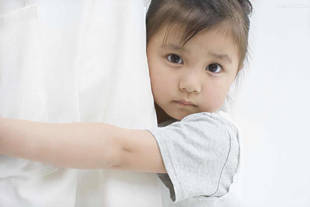 Bí kíp cứu tinh cho những mẹ có con hay xấu hổ trở nên tự tin mạnh dạn hơn - Ảnh 4. Bí kíp cứu tinh cho những mẹ có con hay xấu hổ trở nên tự tin mạnh dạn hơn - Ảnh 4.