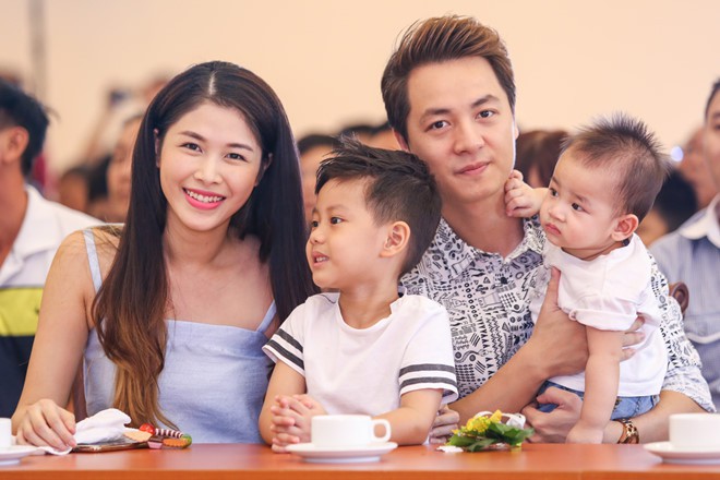 Con trai Đăng Khôi bị chấn thương trật cổ chân và giãn dây chằng, chia sẻ của mẹ Thủy Anh mới làm nhiều người bất ngờ - Ảnh 4. Con trai Đăng Khôi bị chấn thương trật cổ chân và giãn dây chằng, chia sẻ của mẹ Thủy Anh mới làm nhiều người bất ngờ - Ảnh 4.