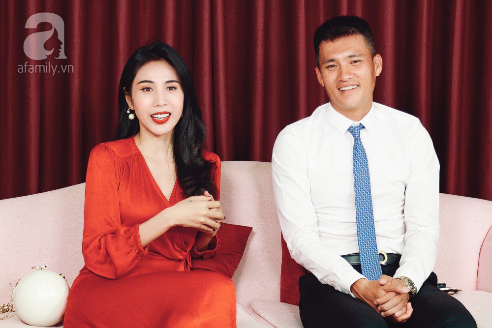 Bị chê ăn mặc phản cảm, Thủy Tiên lên tiếng: Người ta cố ý chụp ảnh từ dưới chân lên để tôi lộ... - Ảnh 3. Bị chê ăn mặc phản cảm, Thủy Tiên lên tiếng: Người ta cố ý chụp ảnh từ dưới chân lên để tôi lộ... - Ảnh 3.
