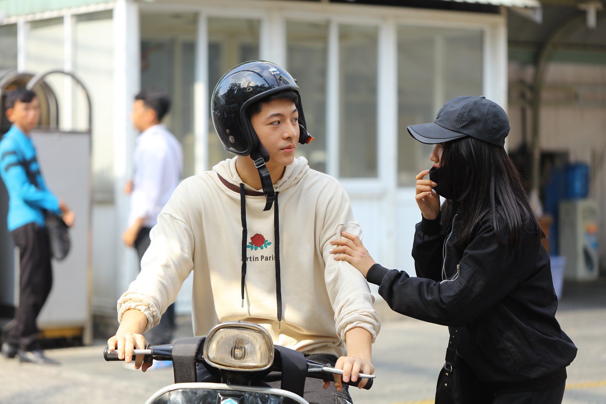 Vừa tái xuất, Harry Lu đã vướng phải tình tay ba với Trịnh Thảo - Sĩ Thanh - Ảnh 9. Vừa tái xuất, Harry Lu đã vướng phải tình tay ba với Trịnh Thảo - Sĩ Thanh - Ảnh 9.