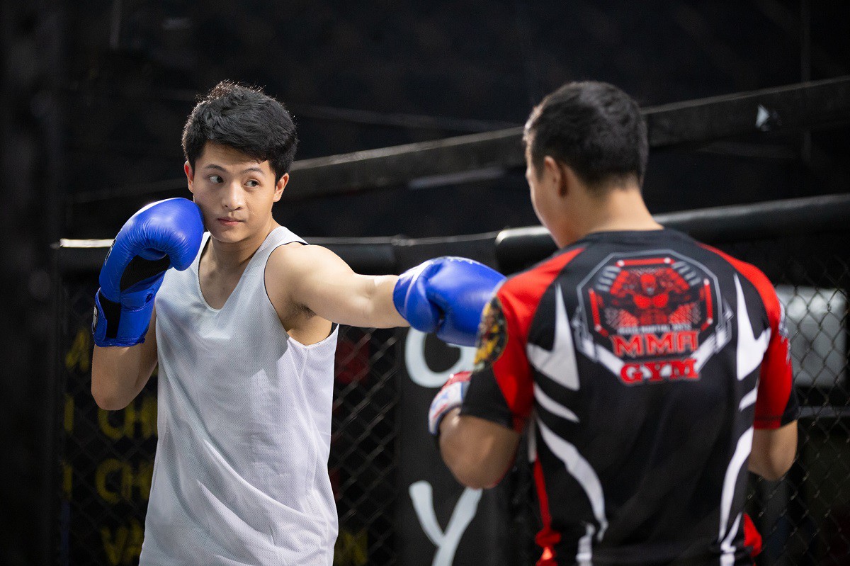 Vừa tái xuất, Harry Lu đã vướng phải tình tay ba với Trịnh Thảo - Sĩ Thanh - Ảnh 2. Vừa tái xuất, Harry Lu đã vướng phải tình tay ba với Trịnh Thảo - Sĩ Thanh - Ảnh 2.