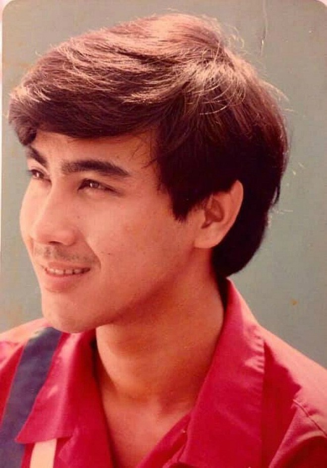 Vẻ đẹp lãng tử của Quyền Linh khi còn trẻ - Ảnh 3. Vẻ đẹp lãng tử của Quyền Linh khi còn trẻ - Ảnh 3.