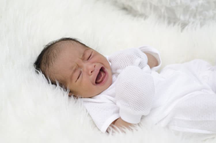 Bé 18 tháng tuổi bị co giật, tím tái vì cha mẹ bù nước sai khi bị tiêu chảy và lời khuyên của bác sĩ về cách dùng Oresol đúng chuẩn - Ảnh 2. Bé 18 tháng tuổi bị co giật, tím tái vì cha mẹ bù nước sai khi bị tiêu chảy và lời khuyên của bác sĩ về cách dùng Oresol đúng chuẩn - Ảnh 2.