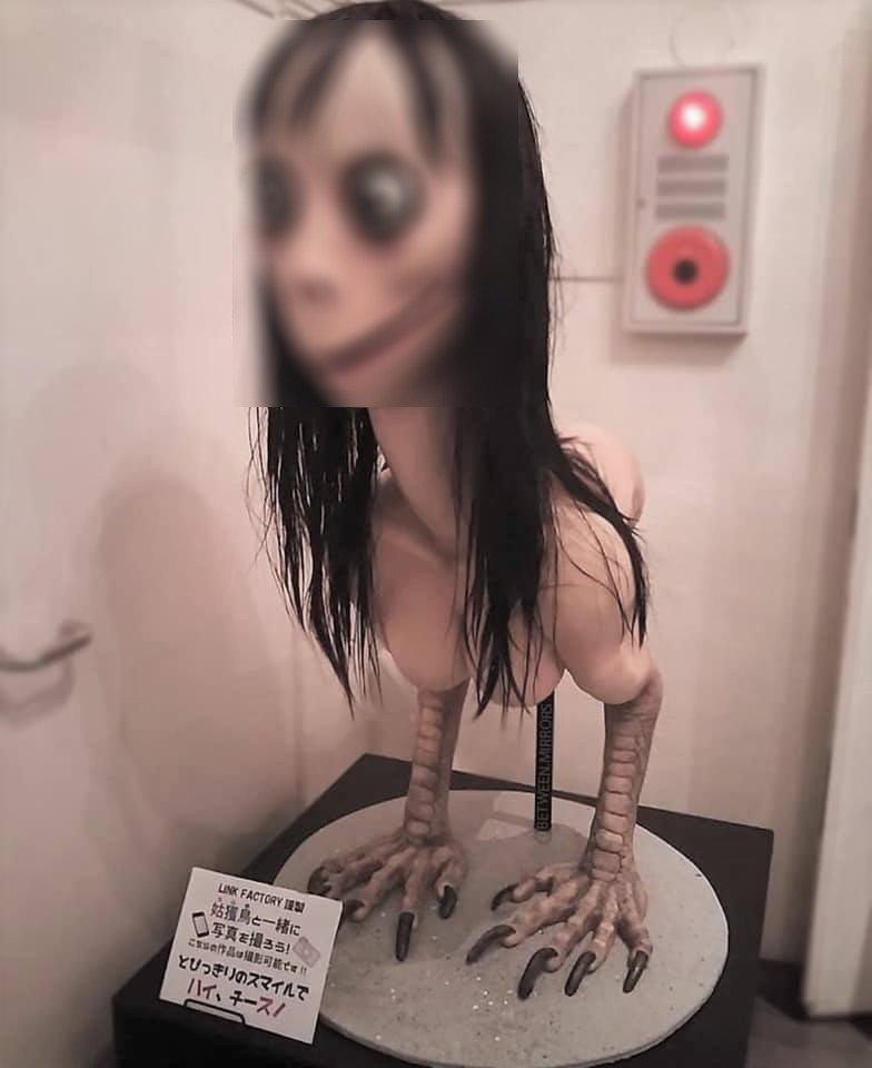 Đối diện quái vật Momo, phụ huynh Việt ngậm ngùi thừa nhận không kiểm soát nội dung con cái xem hàng ngày trên Youtube - Ảnh 1. Đối diện quái vật Momo, phụ huynh Việt ngậm ngùi thừa nhận không kiểm soát nội dung con cái xem hàng ngày trên Youtube - Ảnh 1.