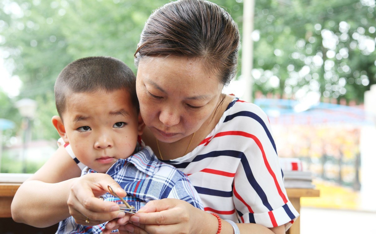 Chỉ cần làm 4 điều này thì con sẽ sống tự lập mạnh mẽ, nhưng điều thứ 4 không phải bố mẹ nào cũng làm được - Ảnh 1. Chỉ cần làm 4 điều này thì con sẽ sống tự lập mạnh mẽ, nhưng điều thứ 4 không phải bố mẹ nào cũng làm được - Ảnh 1.