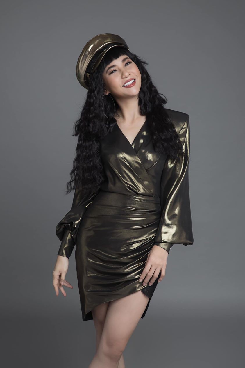 Cát Phượng báo tin hai vạch ở tuổi 50 sau 10 năm bên tình trẻ Kiều Minh Tuấn - Ảnh 2. Cát Phượng báo tin hai vạch ở tuổi 50 sau 10 năm bên tình trẻ Kiều Minh Tuấn - Ảnh 2.