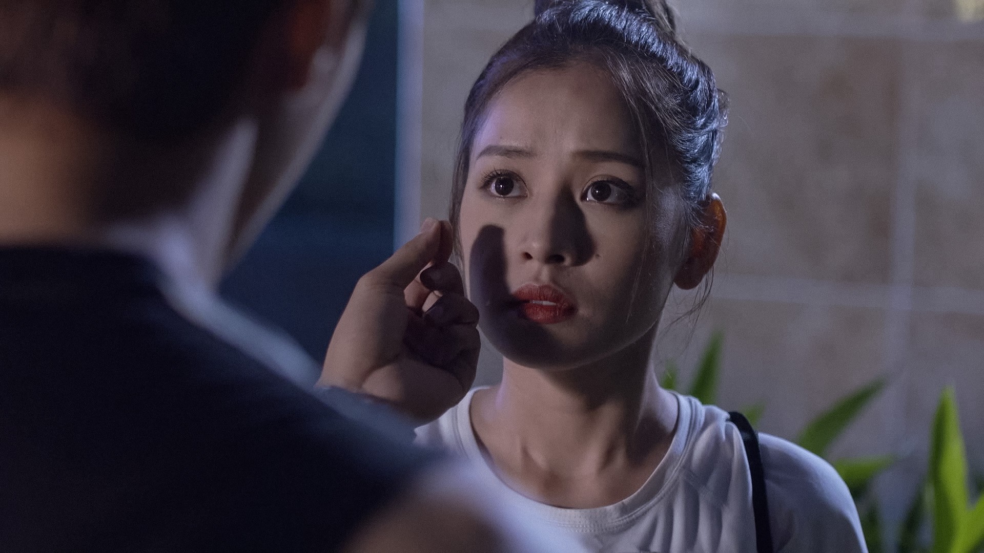 Nhân Cá tháng tư, nhớ lại 5 phi vụ nói dối kinh thiên động địa trong phim Việt - Ảnh 2. Nhân Cá tháng tư, nhớ lại 5 phi vụ nói dối kinh thiên động địa trong phim Việt - Ảnh 2.