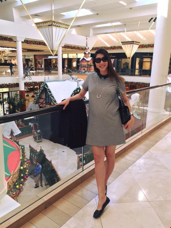 Cuộc sống của sao Việt ở Mỹ: Người bán quần áo, người sống trong nhà di động dành cho người nghèo - Ảnh 7. Cuộc sống của sao Việt ở Mỹ: Người bán quần áo, người sống trong nhà di động dành cho người nghèo - Ảnh 7.