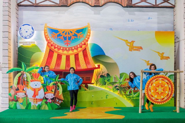 Đừng bỏ lỡ “Lễ hội dân gian cho bé” trên tuyết độc đáo tại Snow Town Sài Gòn dịp Giỗ Tổ - Ảnh 2. Đừng bỏ lỡ “Lễ hội dân gian cho bé” trên tuyết độc đáo tại Snow Town Sài Gòn dịp Giỗ Tổ - Ảnh 2.